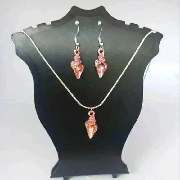 Pink Seashell Necklace and Earrings Set - Picture 1 of 4